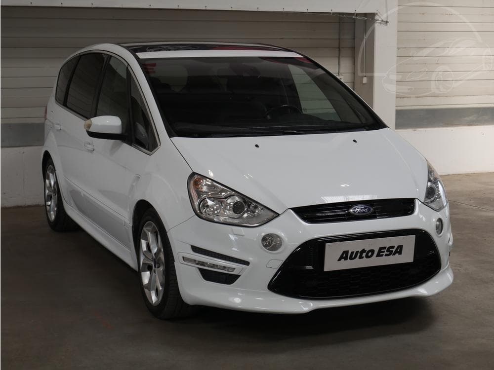 2013 Ford S-MAX