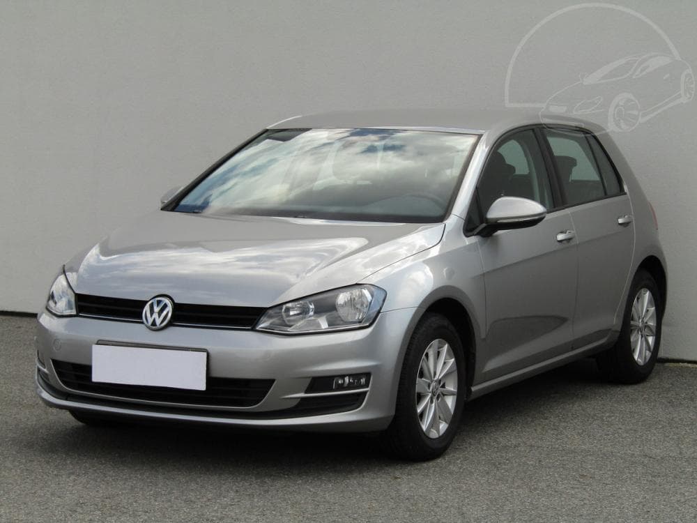 2013 Volkswagen Golf - 3