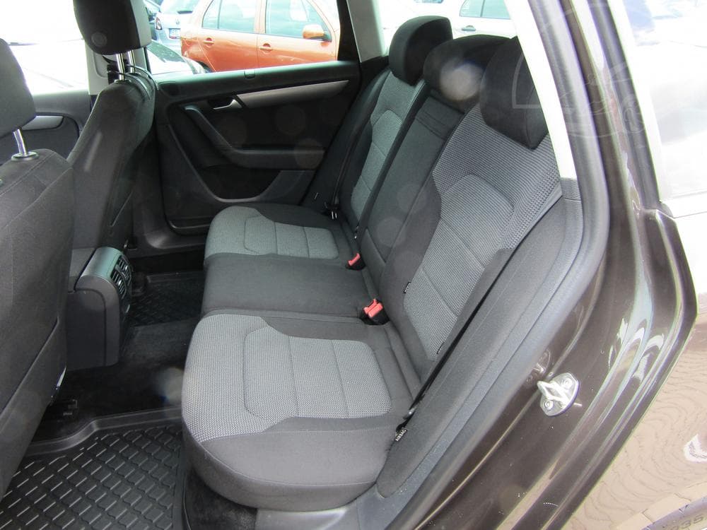 2014 Volkswagen PASSAT - 19