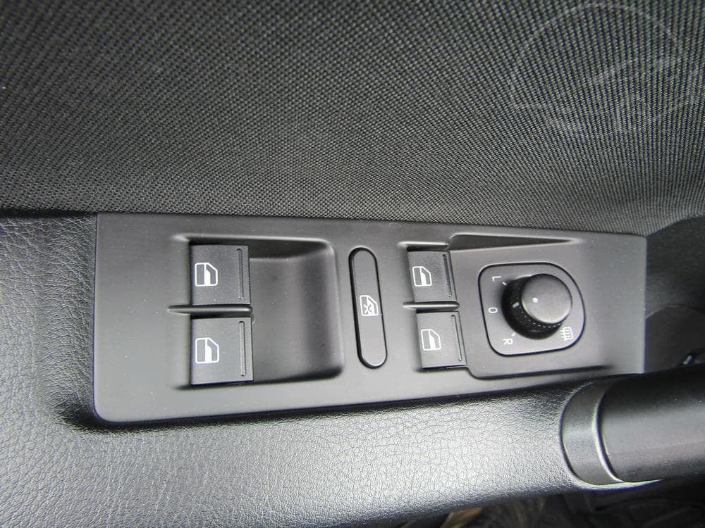2014 Volkswagen PASSAT - 23