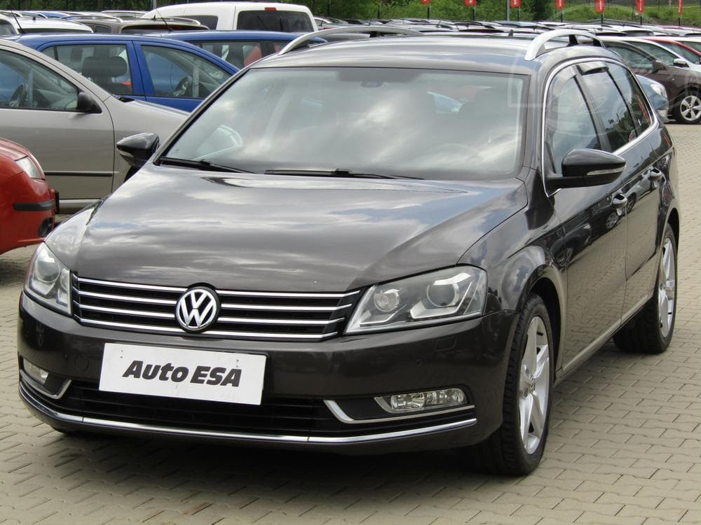 2014 Volkswagen PASSAT - 5
