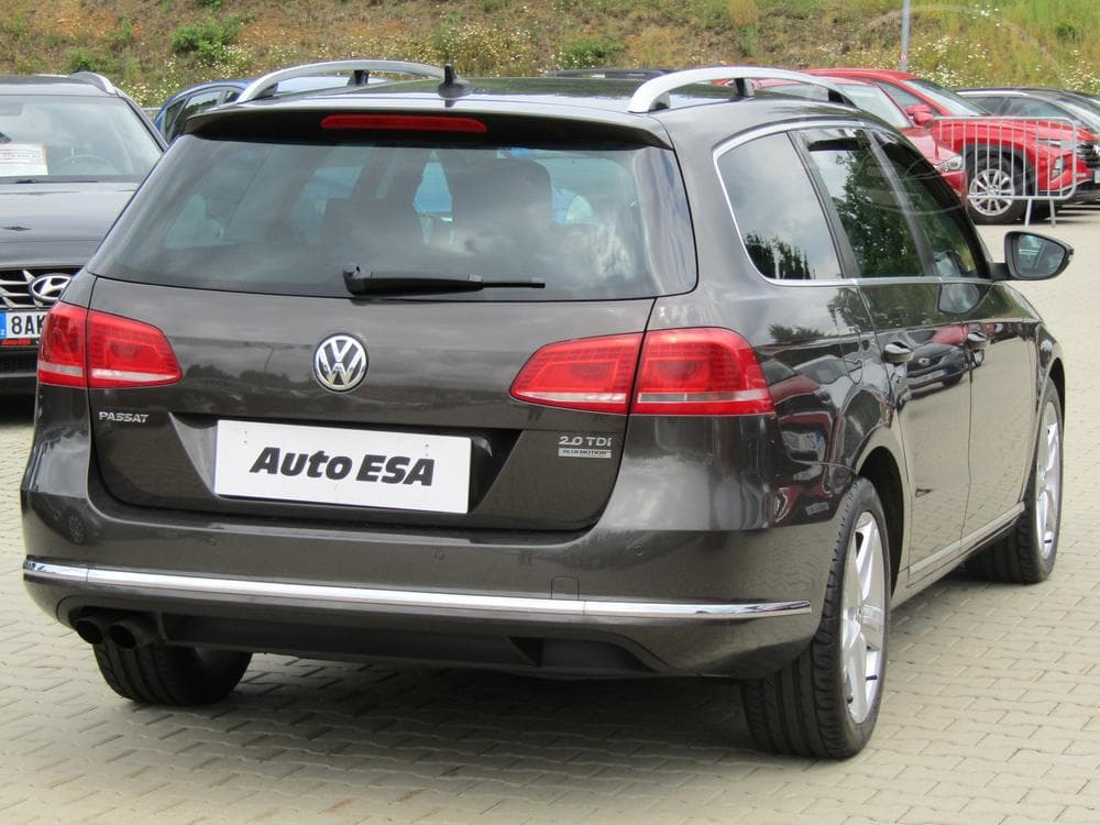 2014 Volkswagen PASSAT - 11