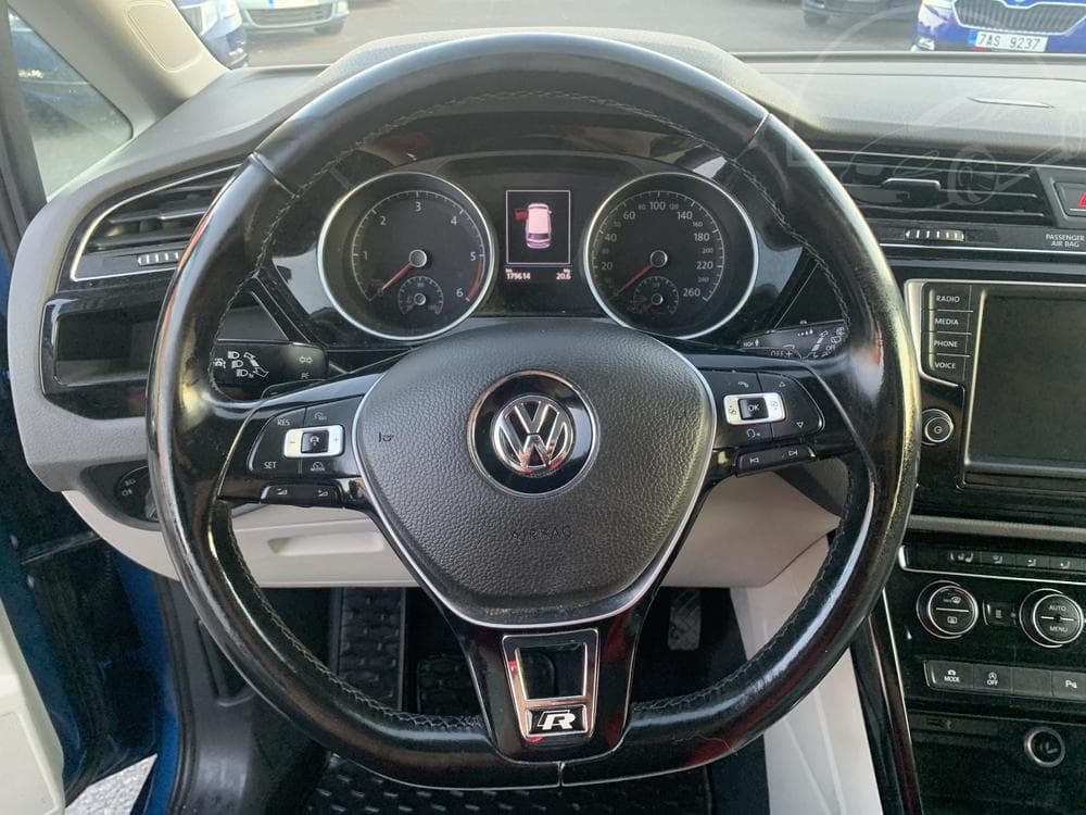 2017 Volkswagen Touran - 13