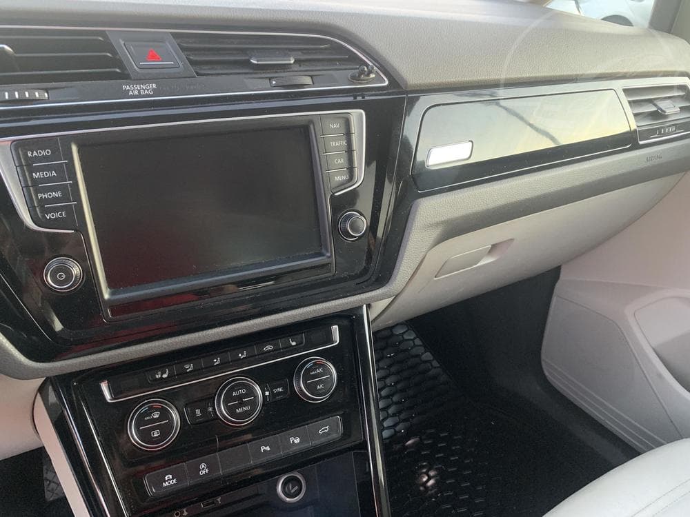 2017 Volkswagen Touran - 14