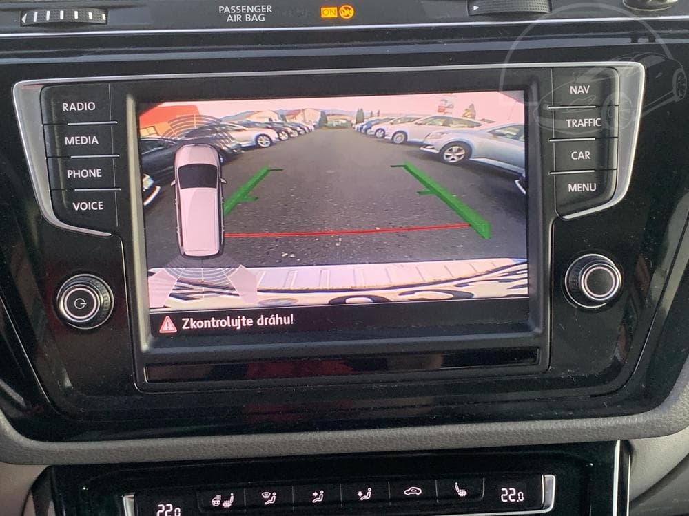 2017 Volkswagen Touran - 17