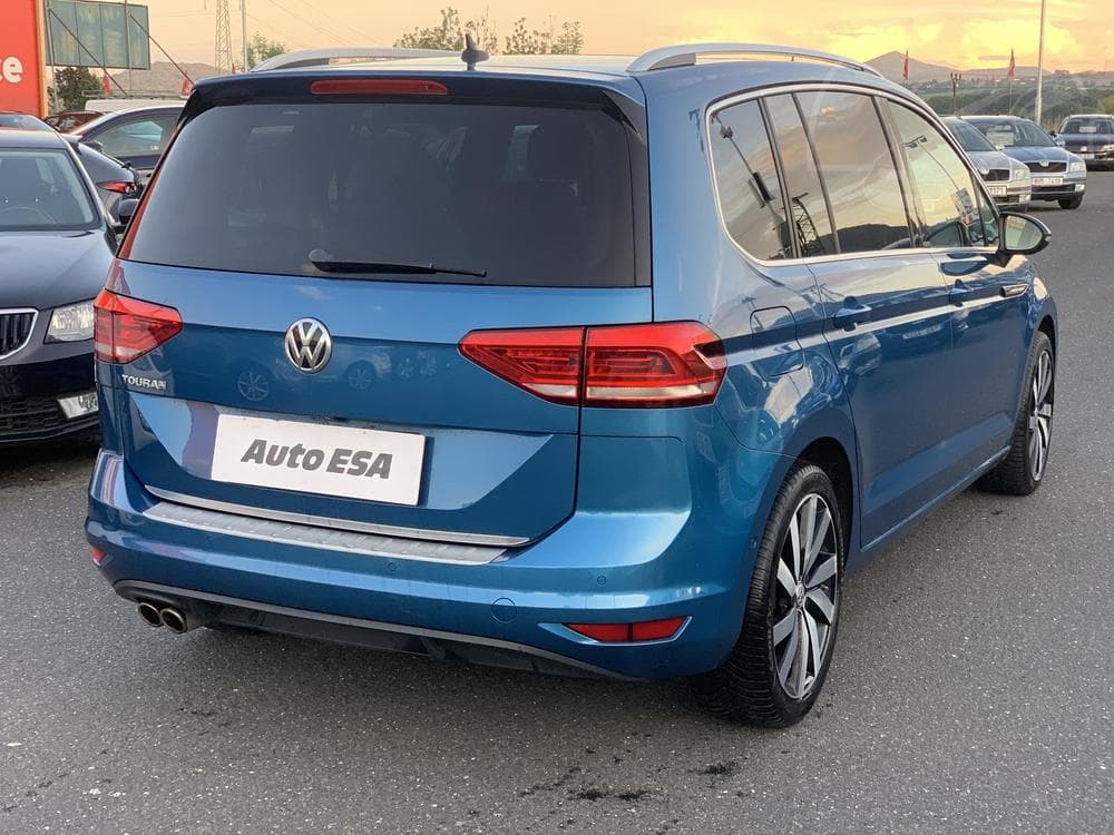 2017 Volkswagen Touran - 6