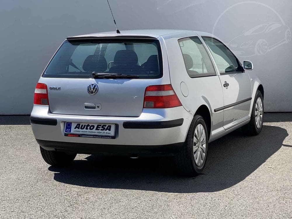 2003 Volkswagen GOLF - 4