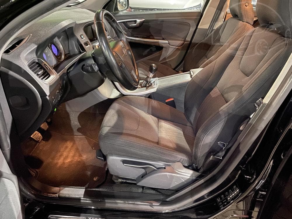 2012 Volvo S60 - 9