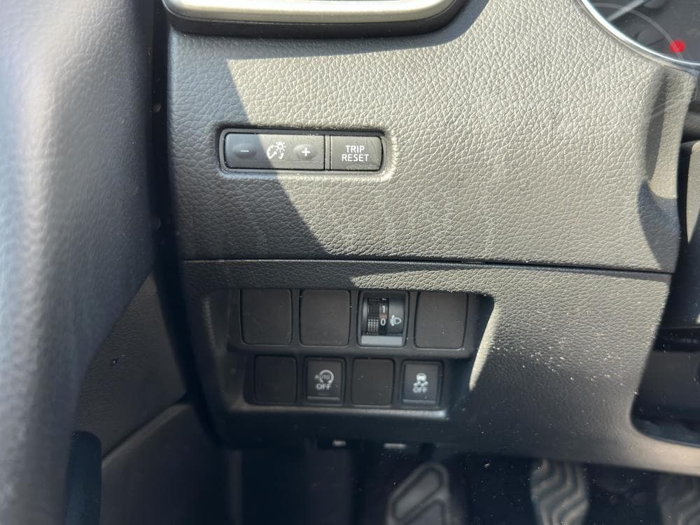2015 Nissan QASHQAI - 37