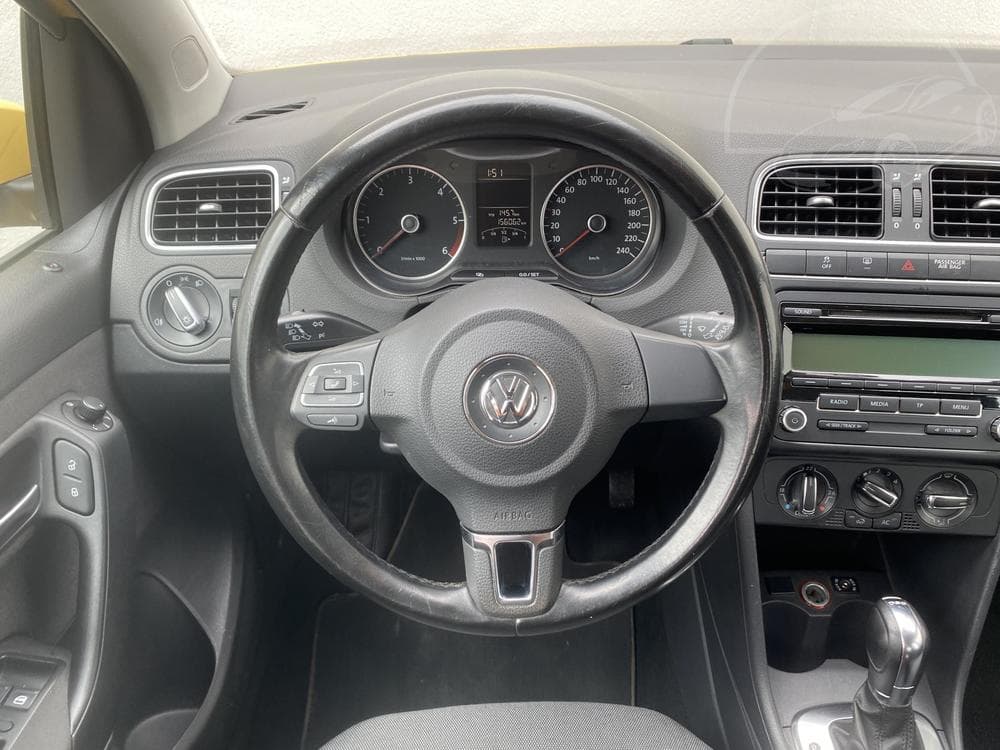 2010 Volkswagen POLO - 21