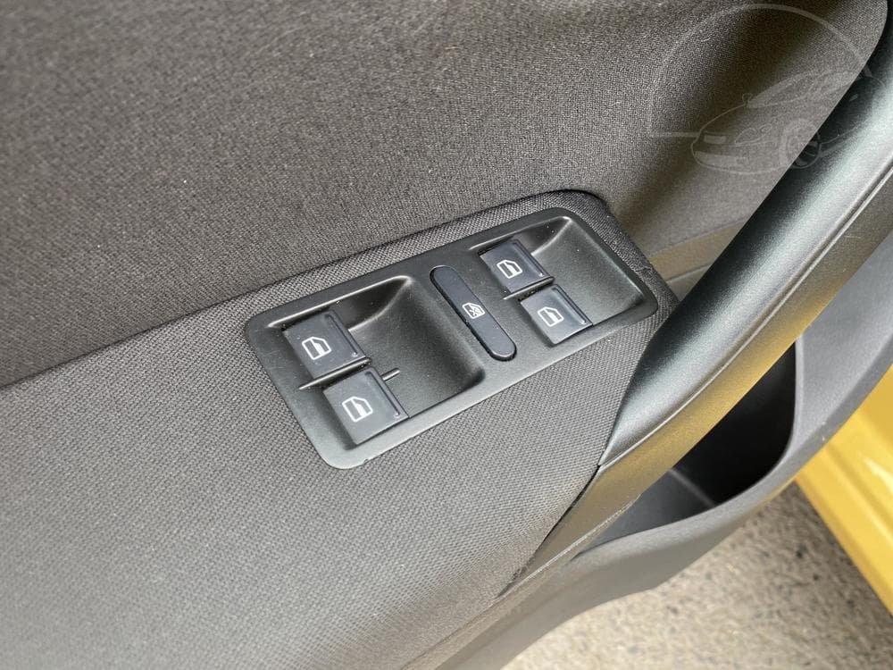 2010 Volkswagen POLO - 25