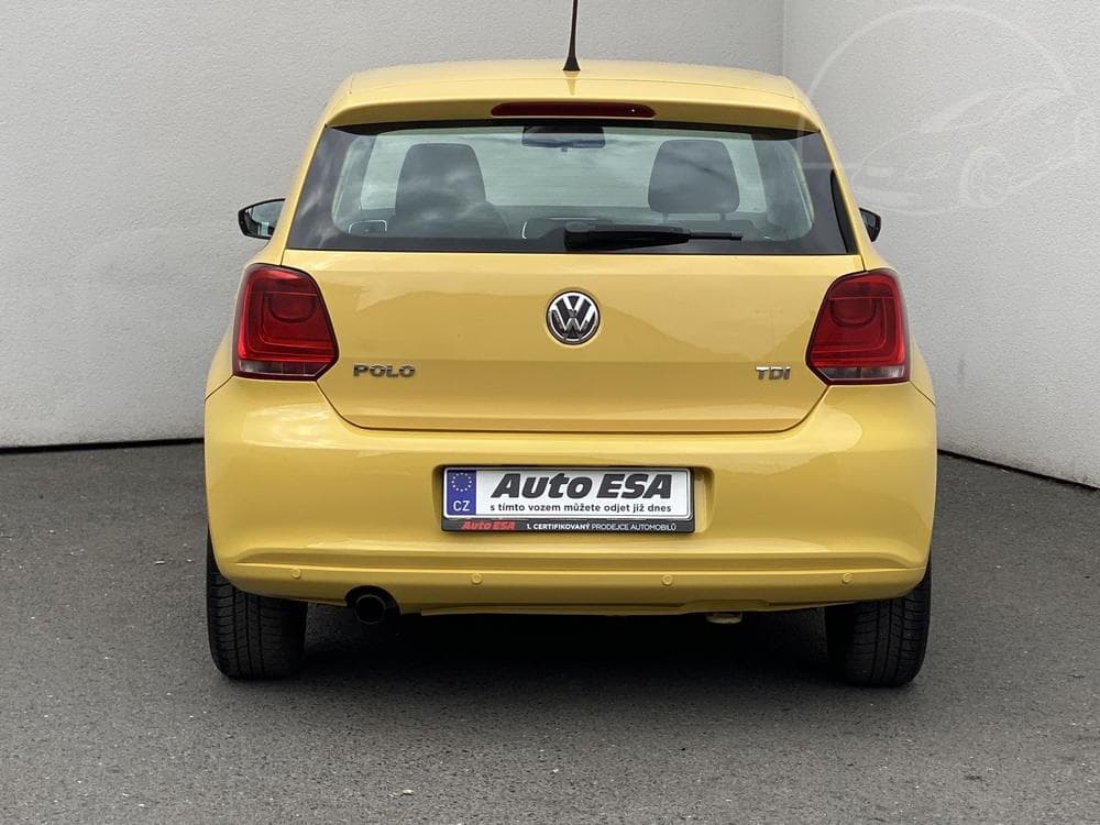2010 Volkswagen POLO - 9