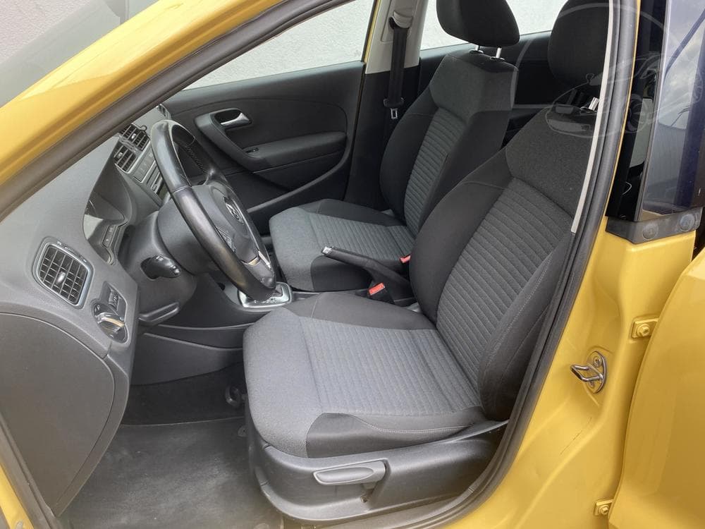 2010 Volkswagen POLO - 17