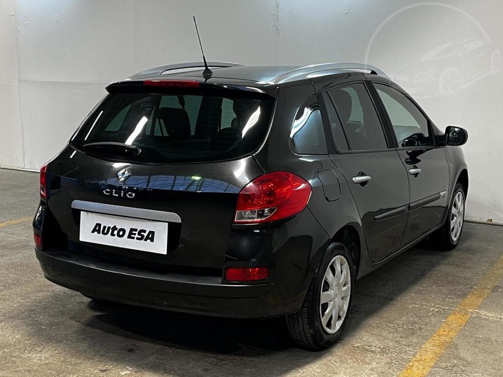 2010 Renault CLIO - 4