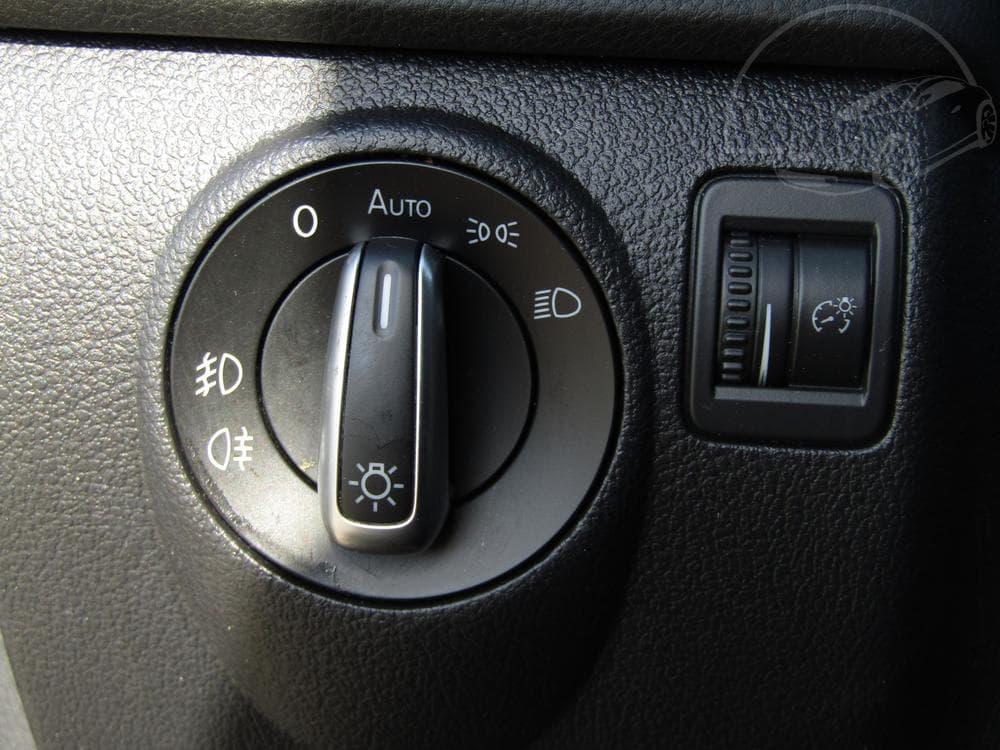 2013 Volkswagen TIGUAN - 23