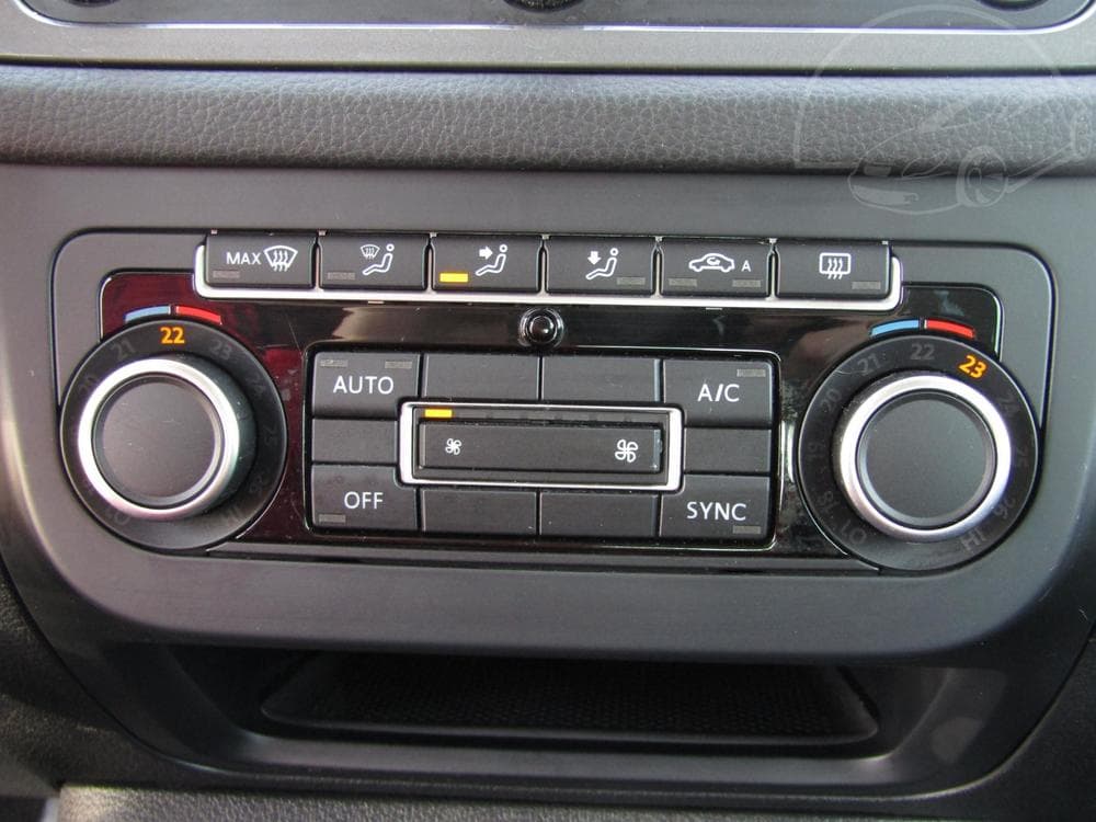 2013 Volkswagen TIGUAN - 27