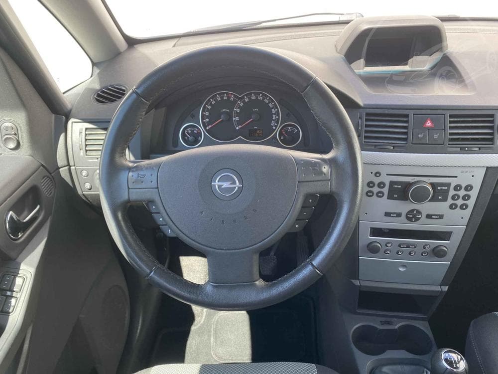 2010 Opel MERIVA - 11