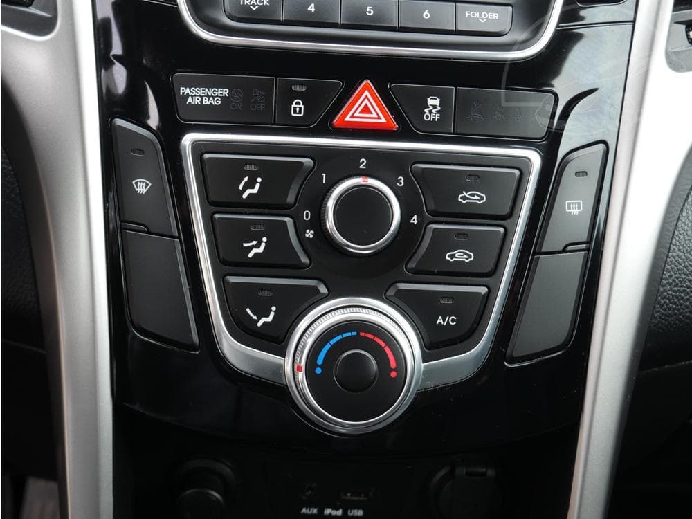 2012 Hyundai i30 - 13