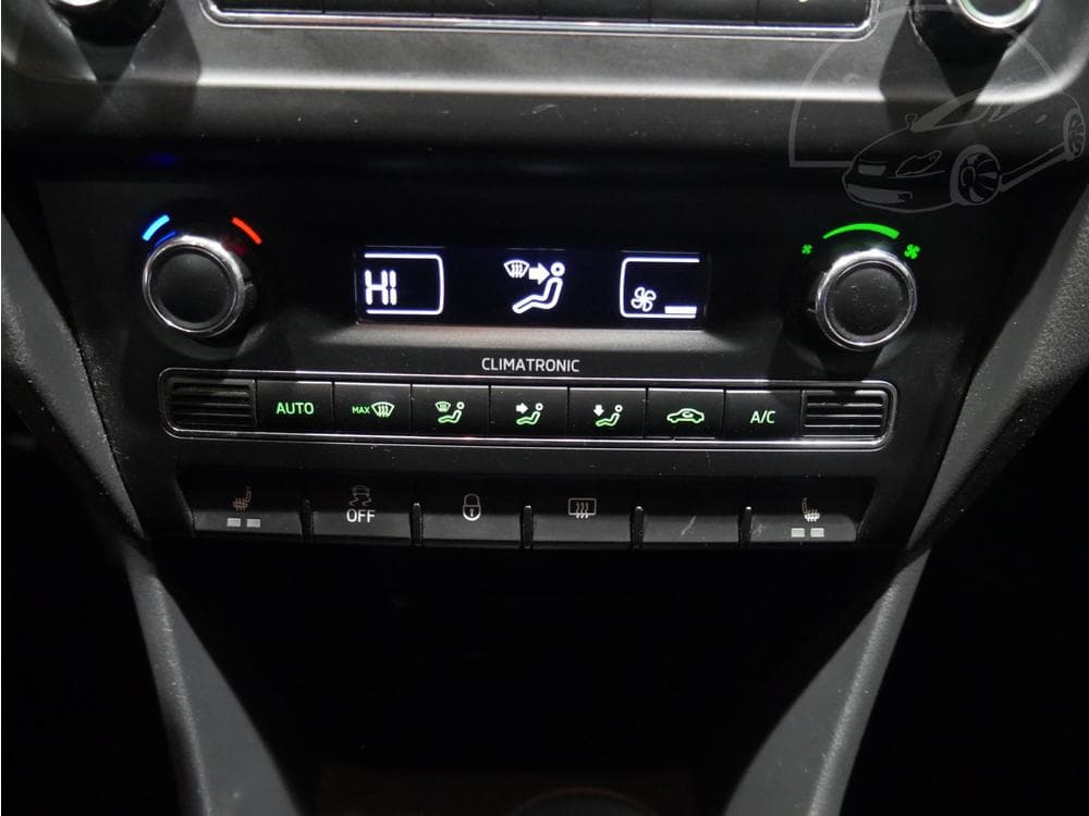 2014 Škoda RAPID - 23