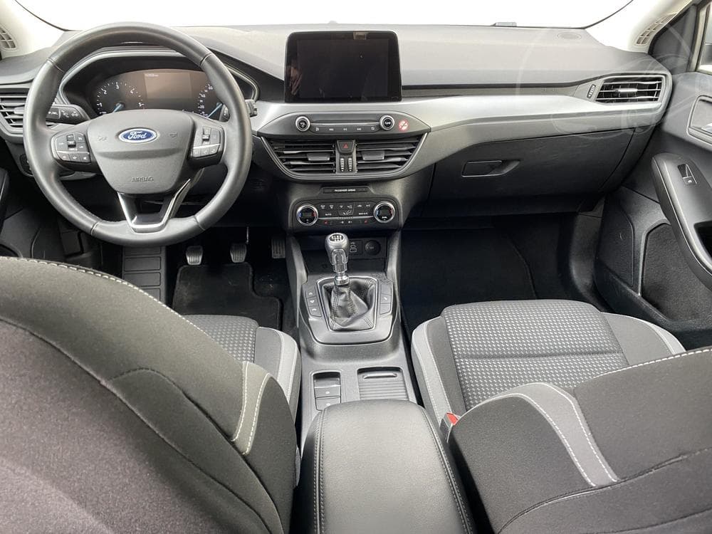 2022 Ford FOCUS - 22