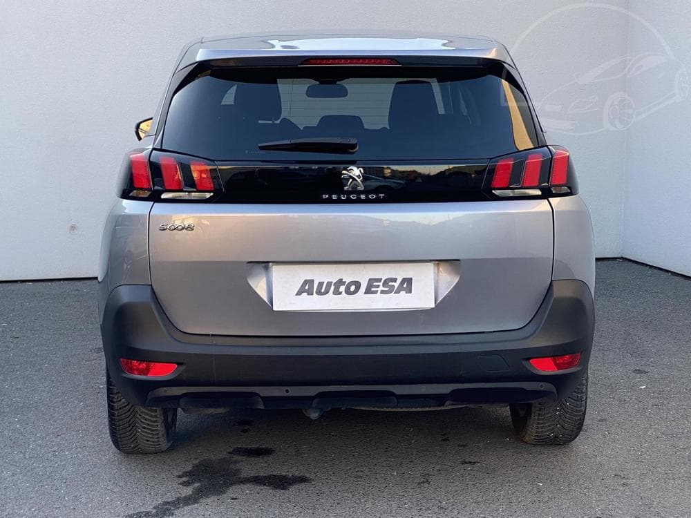 2020 Peugeot 5008 - 17