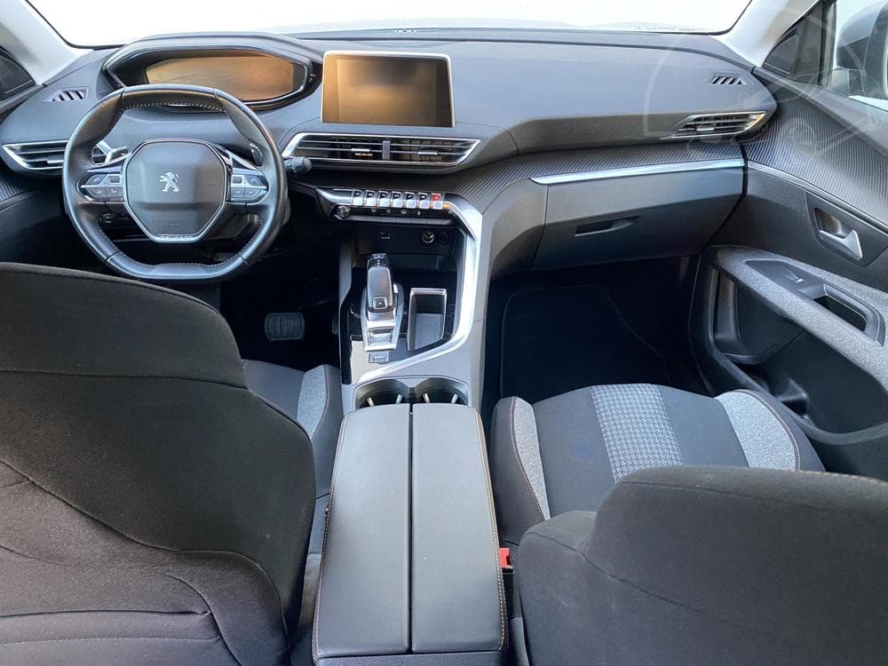2020 Peugeot 5008 - 29