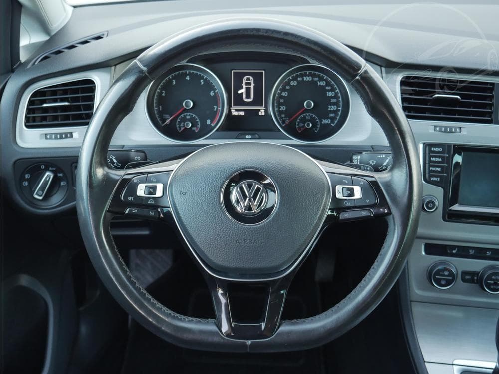 2014 Volkswagen GOLF - 31