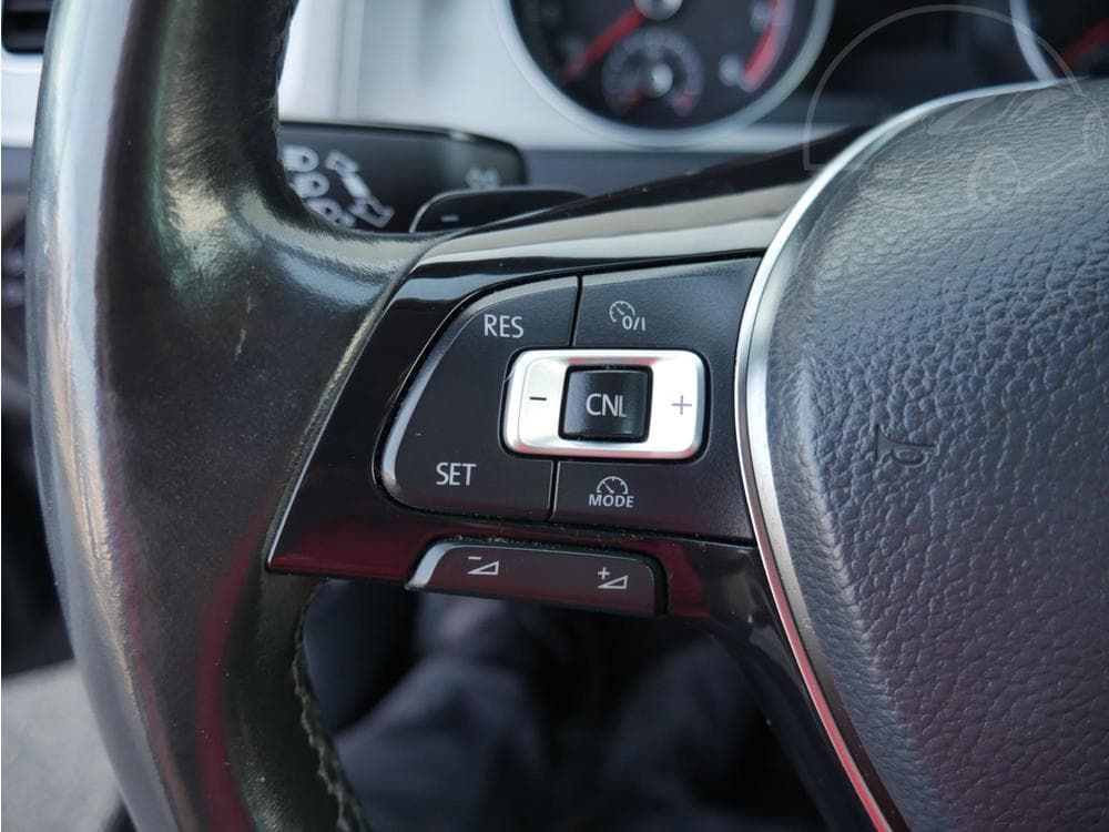 2014 Volkswagen GOLF - 34