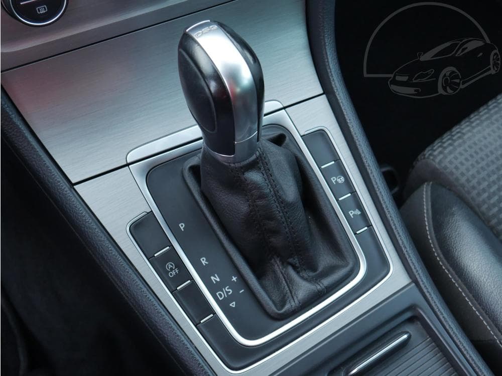 2014 Volkswagen GOLF - 43