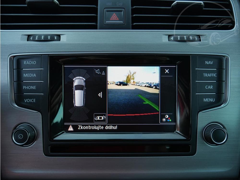 2014 Volkswagen GOLF - 52