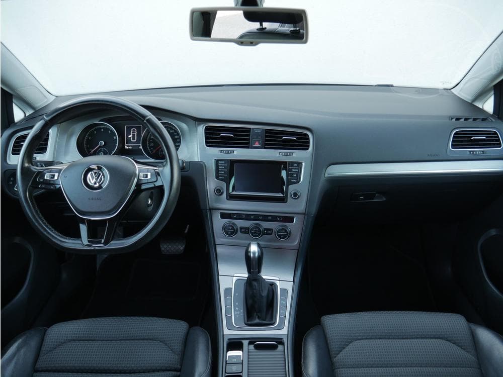 2014 Volkswagen GOLF - 22