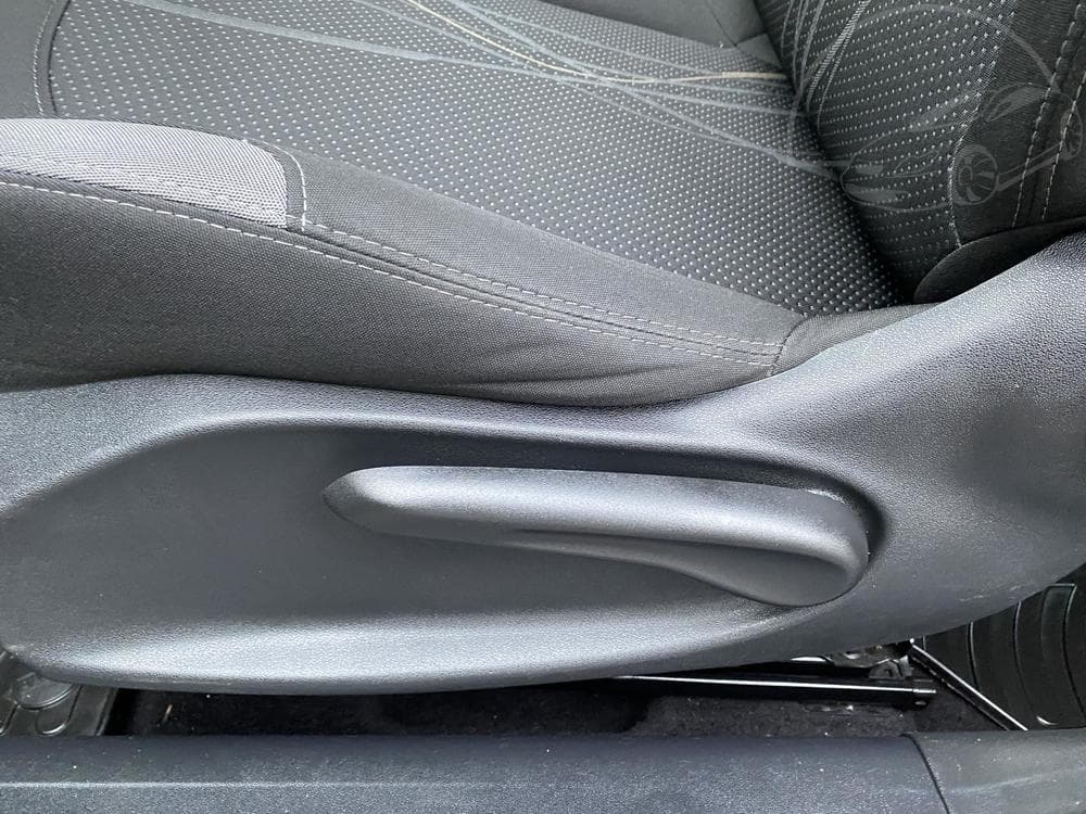 2013 Peugeot 208 - 11