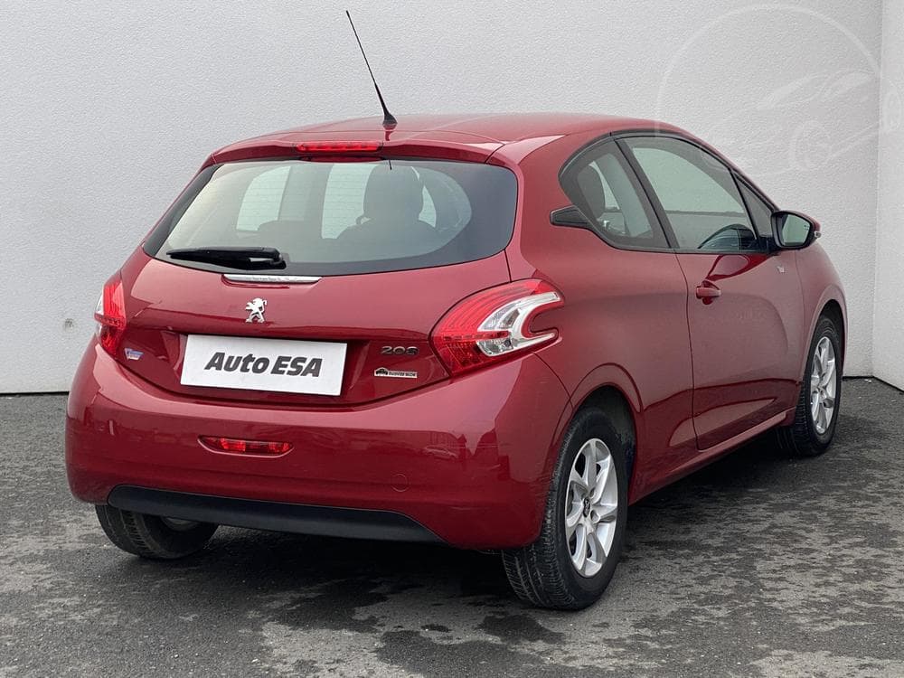 2013 Peugeot 208 - 4