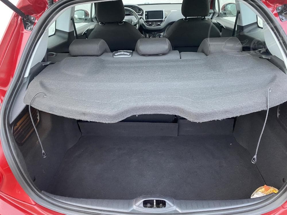 2013 Peugeot 208 - 7