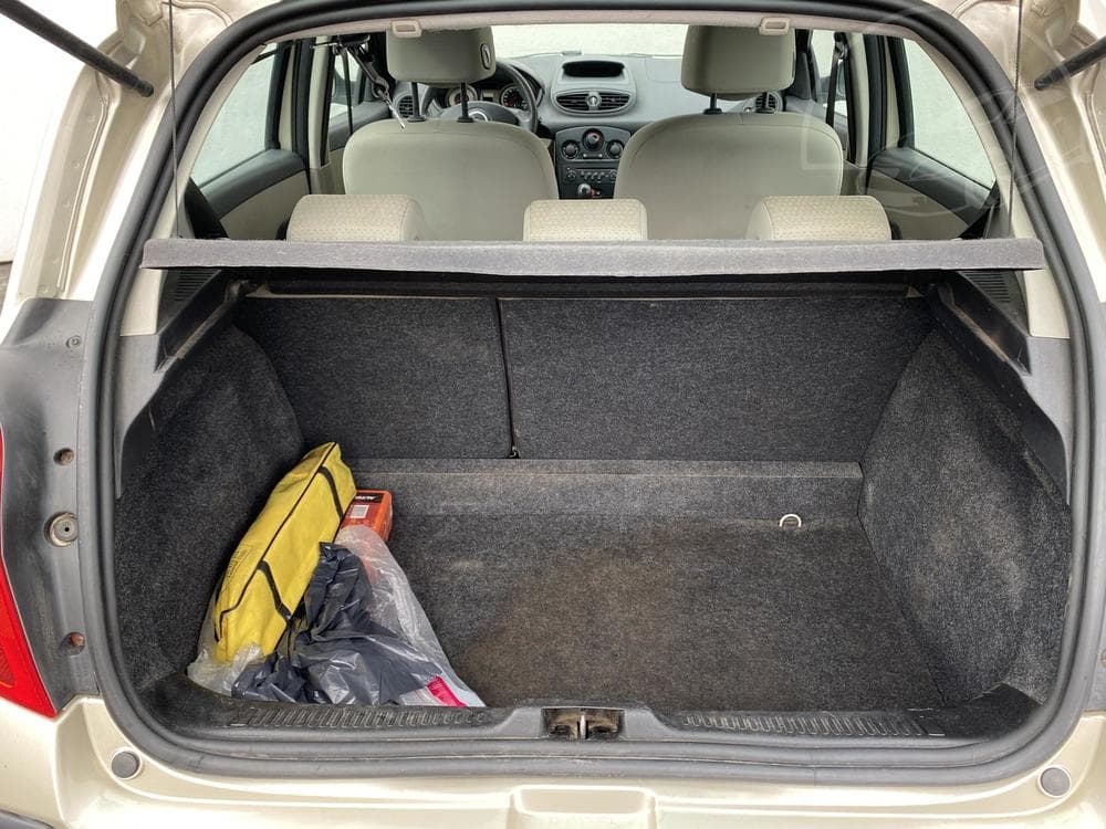 2006 Renault Clio - 13