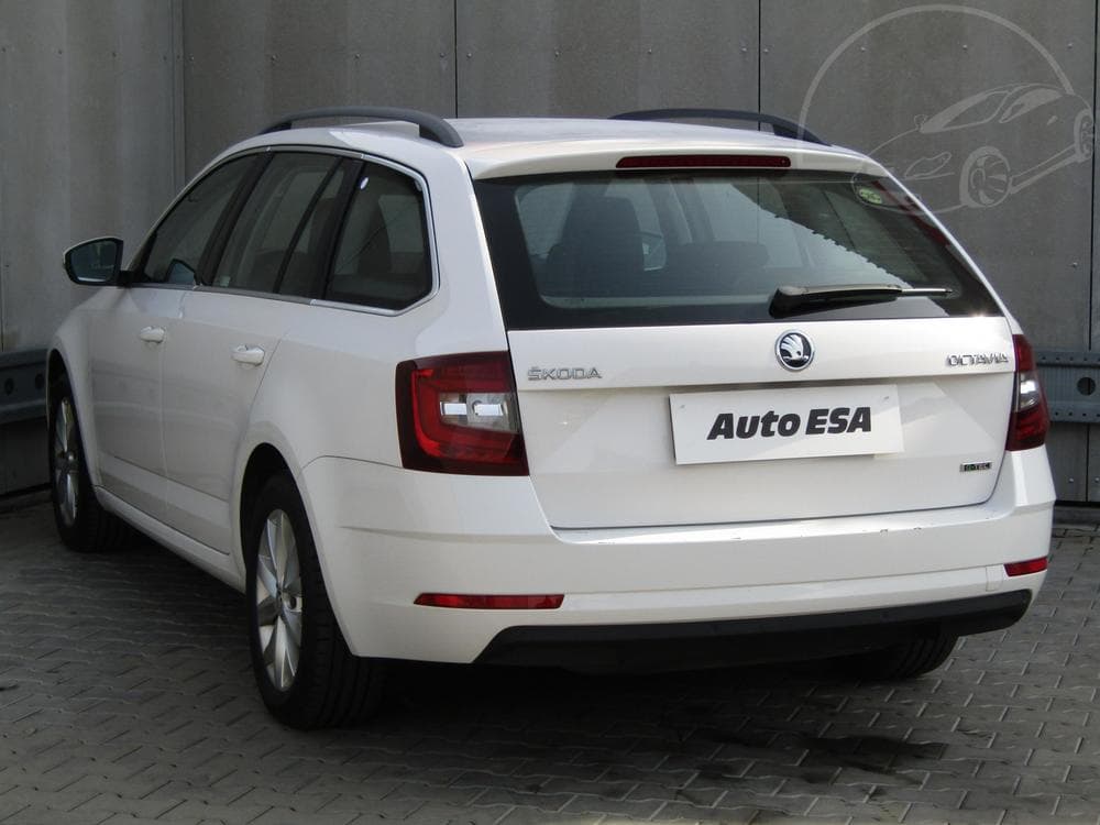2017 Škoda OCTAVIA - 16