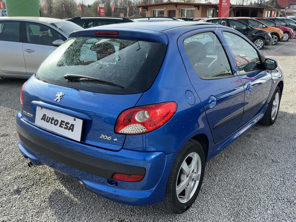 2010 Peugeot 206 - 10