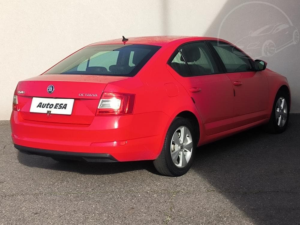 2015 Škoda OCTAVIA - 16
