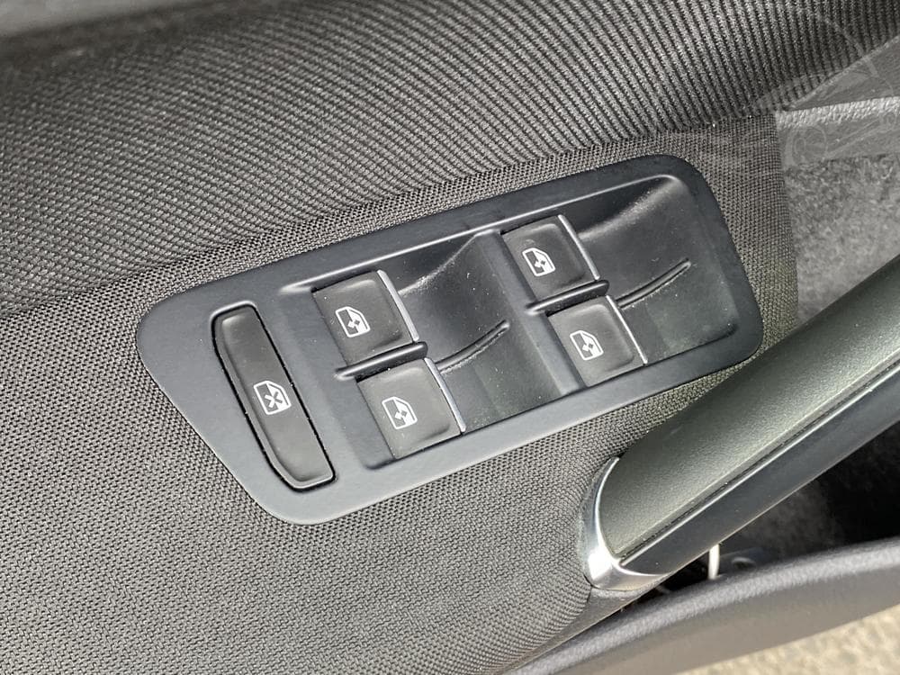 2015 Volkswagen GOLF - 41