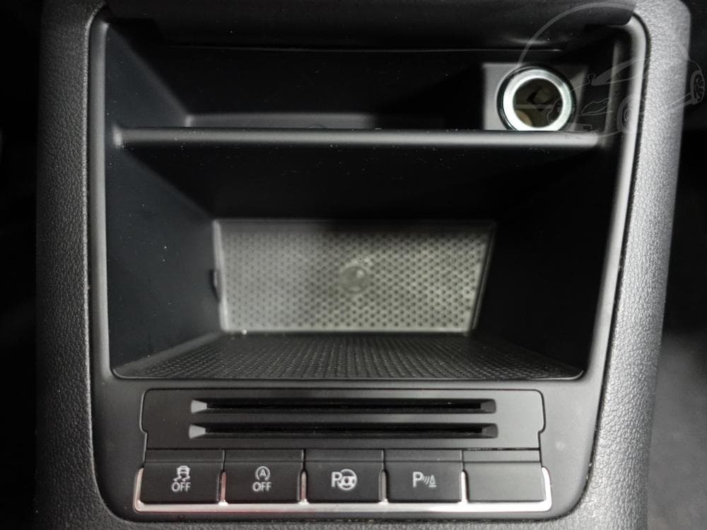 2012 Volkswagen TIGUAN - 17