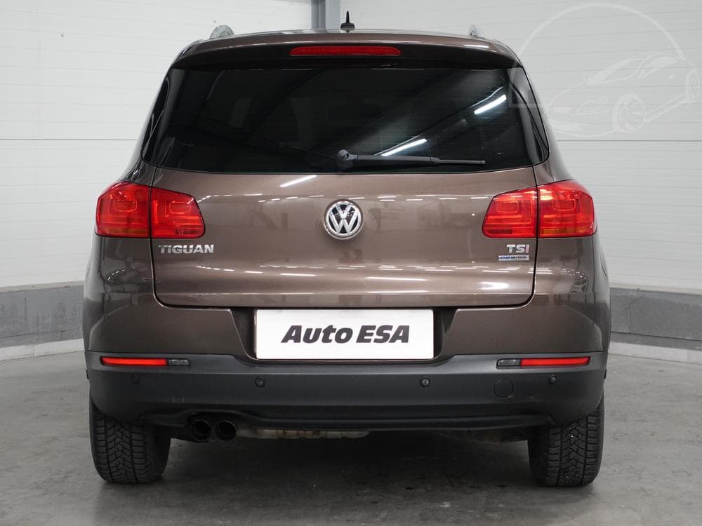 2012 Volkswagen TIGUAN - 5
