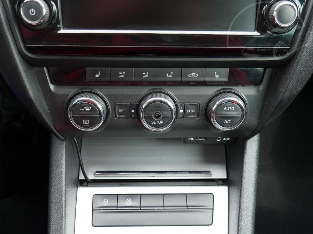 2014 Škoda OCTAVIA - 31