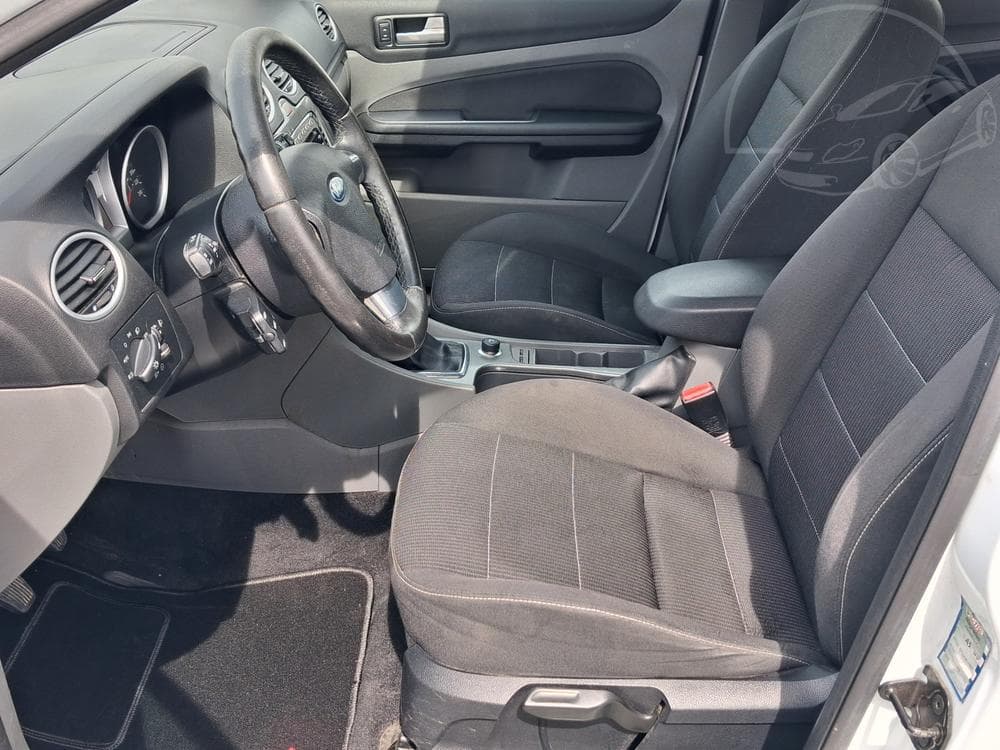 2008 Ford FOCUS - 9