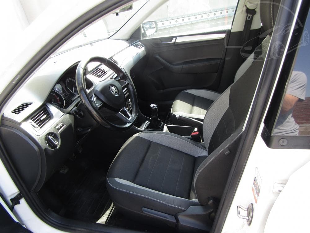 2018 Škoda RAPID - 17