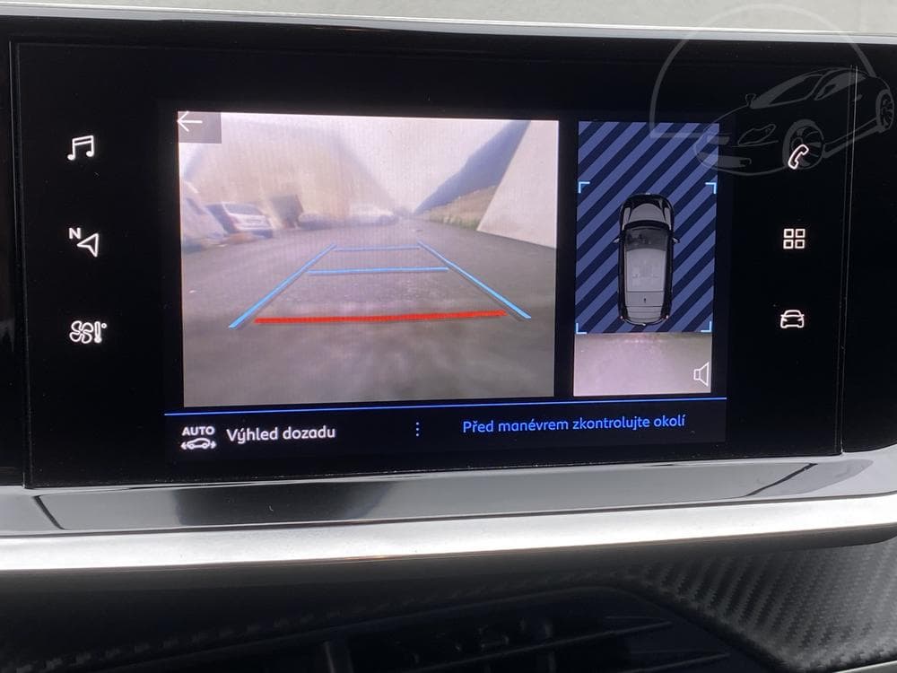 2021 Peugeot 208 - 17