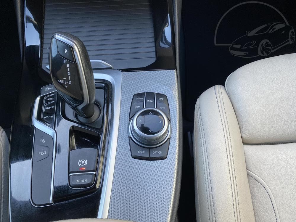 2018 BMW X3 - 25