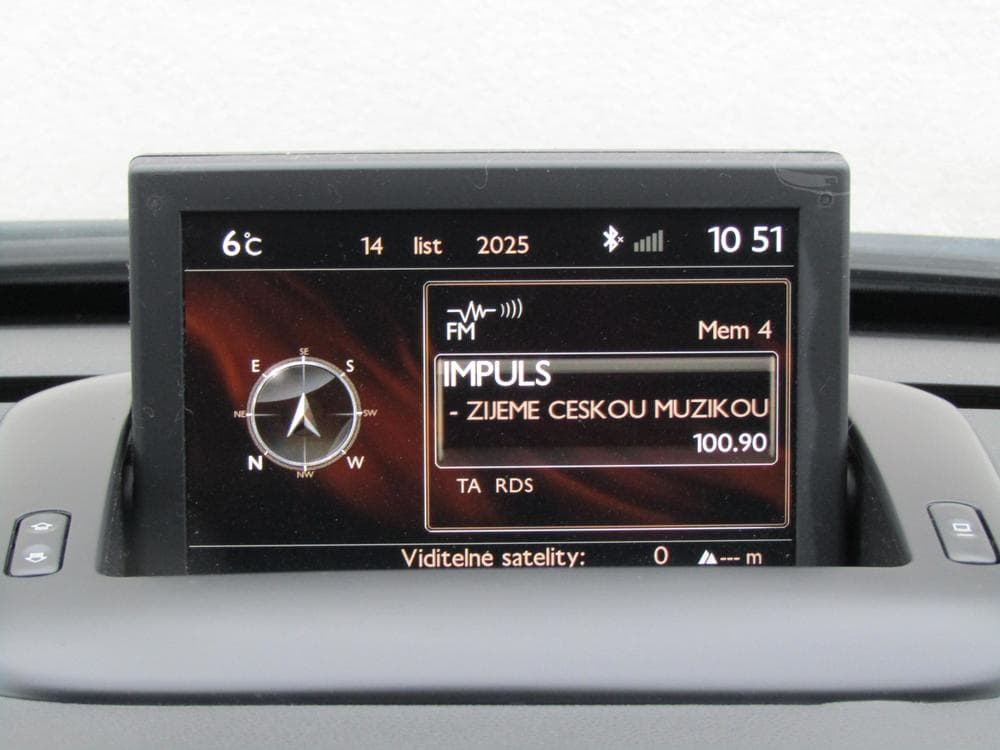 2015 Peugeot 5008 - 13