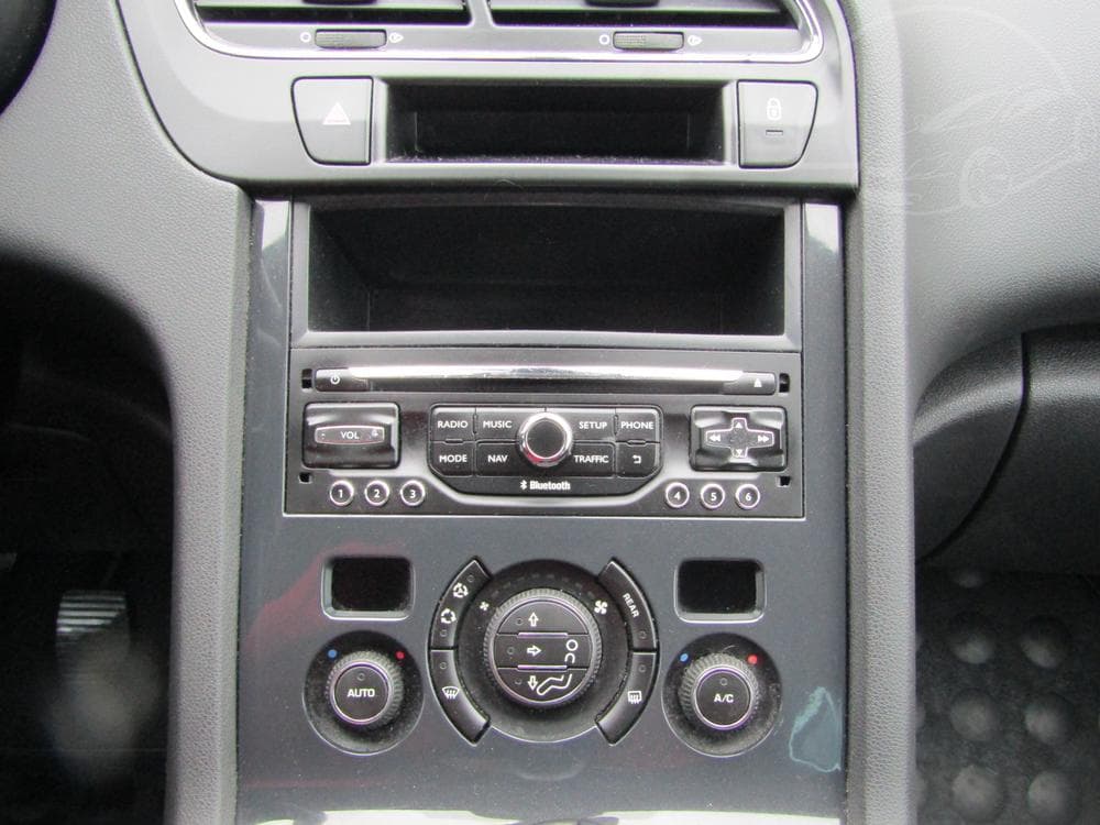 2015 Peugeot 5008 - 16