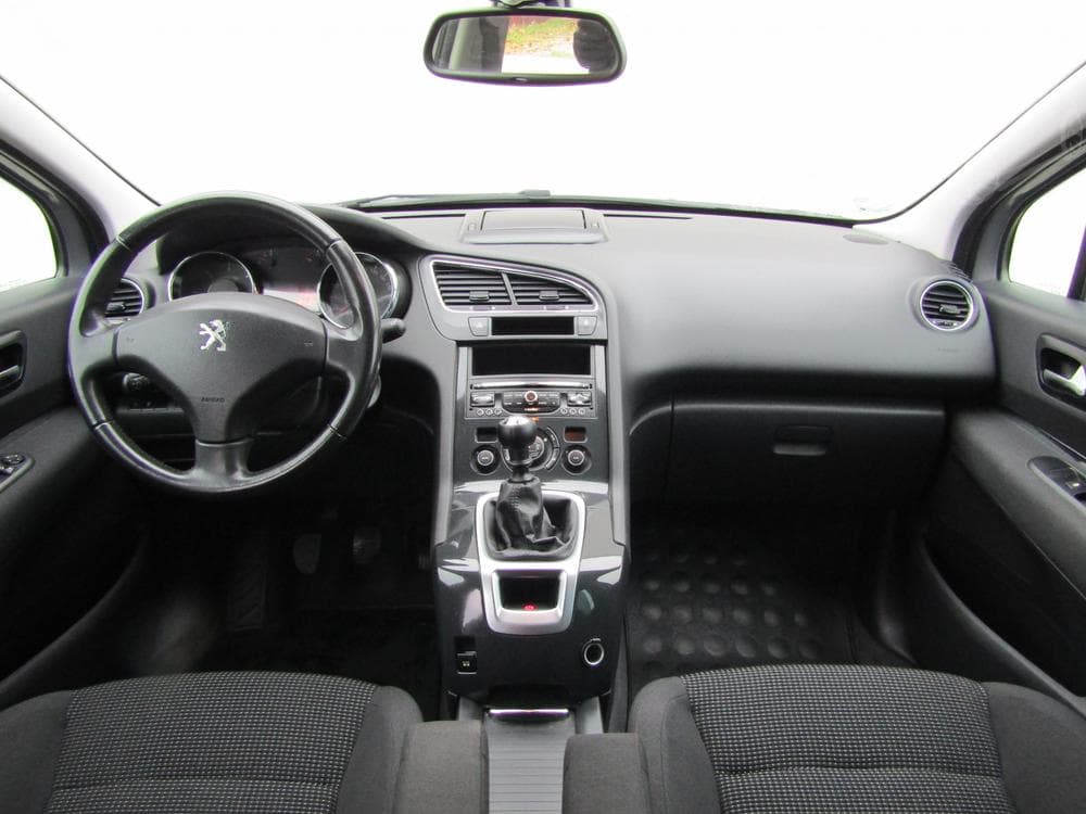 2015 Peugeot 5008 - 8