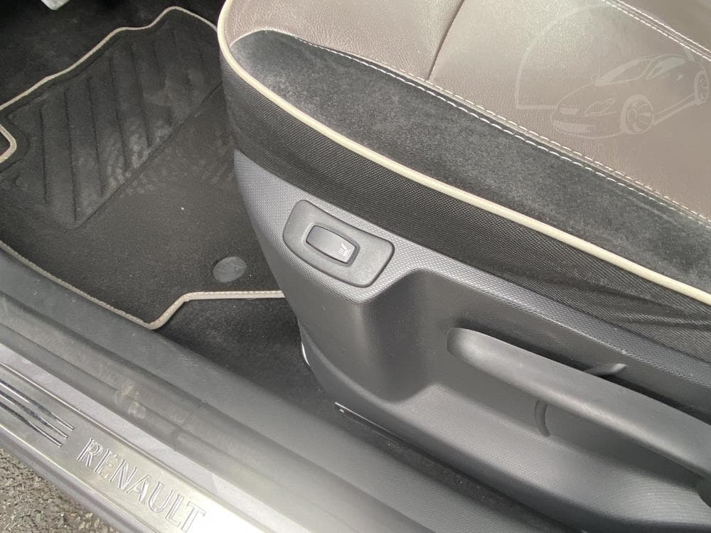 2016 Renault CAPTUR - 16